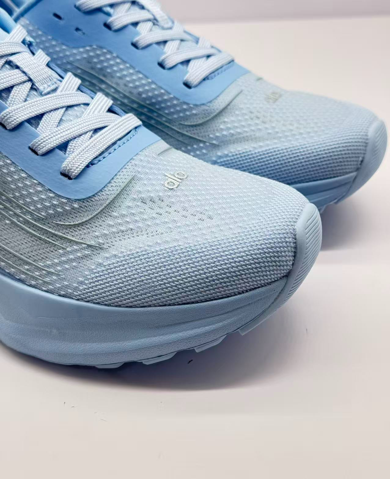 Alo Runner Crystal Clear Blue Running Shoes