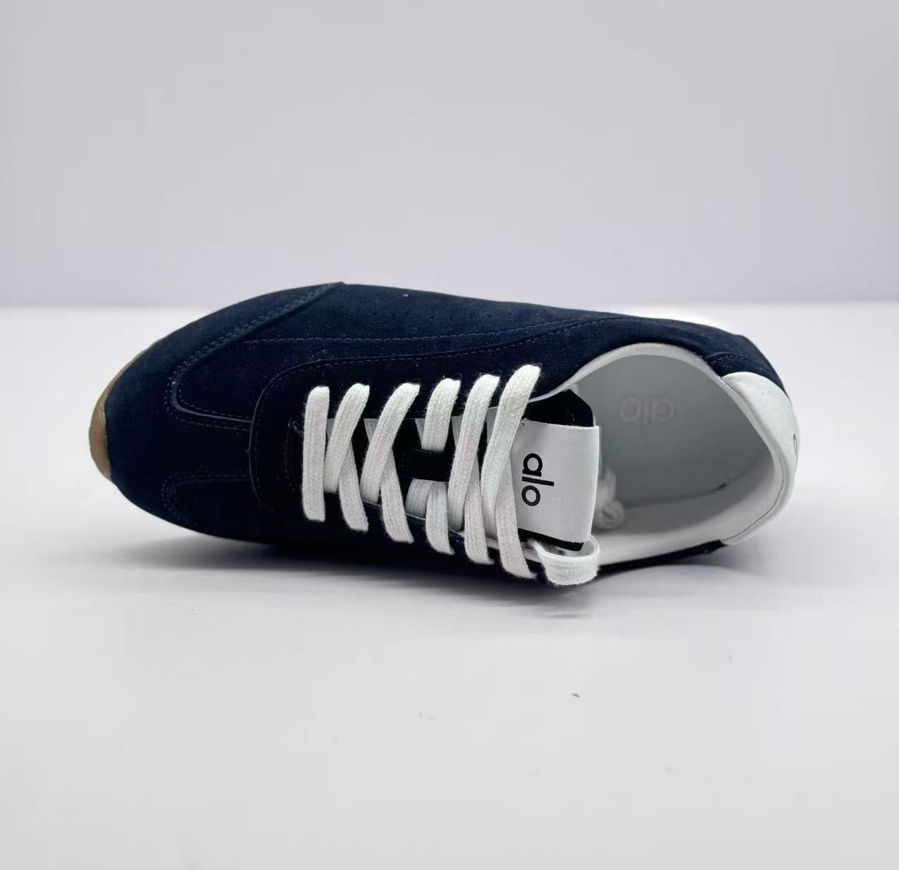 ALO Dark blue German training shoes